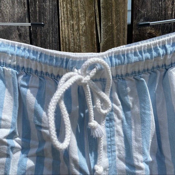 Aerie Blue & White Striped Drawstring Shorts Size Large - Picture 5 of 6
